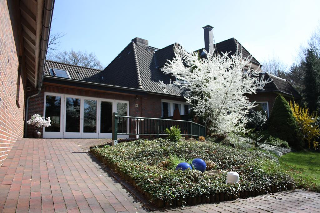 Hotel Haus Hubertus Schneverdingen Habitación foto